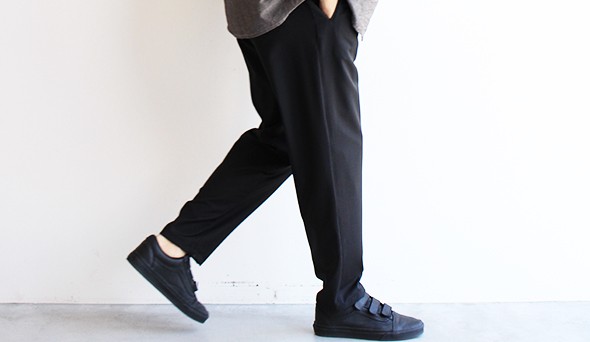 STILL BY HAND /  1 Tuck Easy Slacks