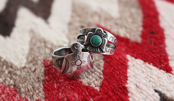 VINTAGE】30-40s Navajo ”Thunderbird” Silver Remake Ring.希少な