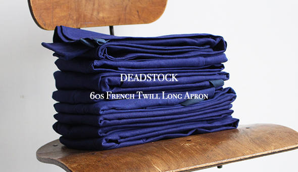 【きれいめファッション51選】上品さと清潔感をキープし DEADSTOCK】60s French Twill Long Apron.以前からご要望の エプロン・三角巾