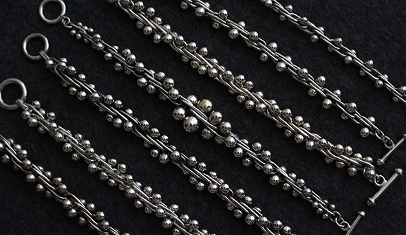 VINTAGE】 Vintage Taxco Mexican Silver “DNA” Bracelet .１年間溜め