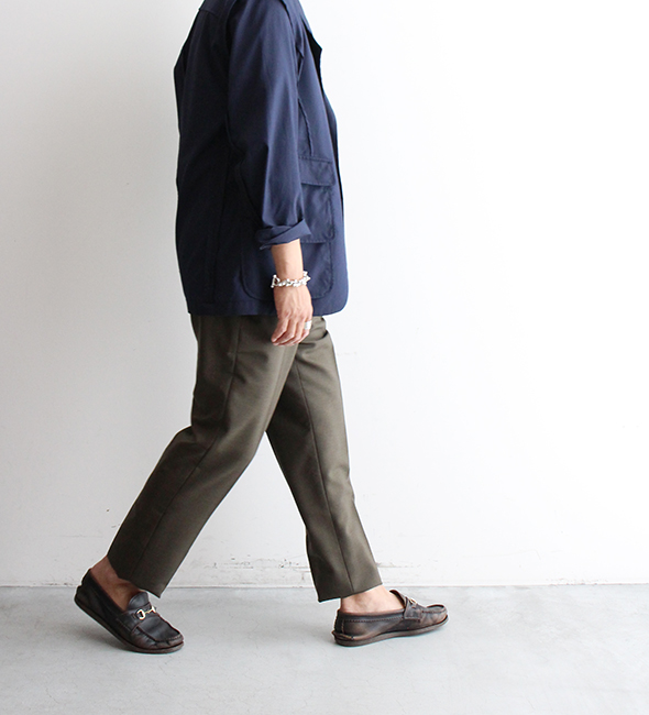 Hakuro / ハクロ】Tapered Easy Slacks “THE MOHAIR”心待ちにしており Hakuro / ハクロ】Tapered Easy Slacks “THE MOHAIR”心待ちにしており